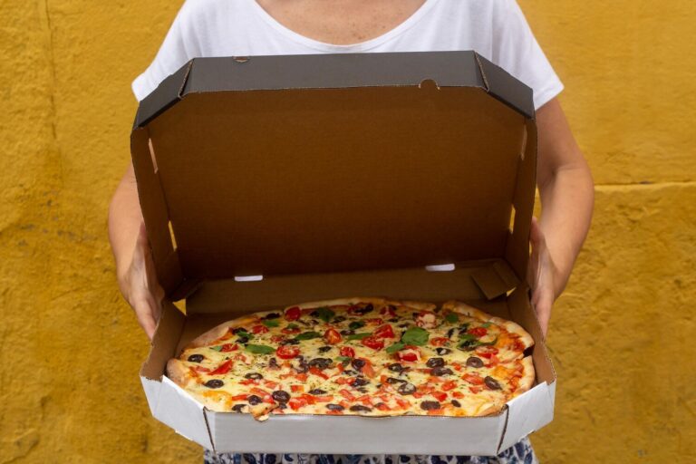 Jak dobrać odpowiedni karton do pizzy?