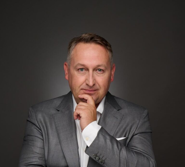 Klikaj rozsądnie. Chroń swoje finanse online.
