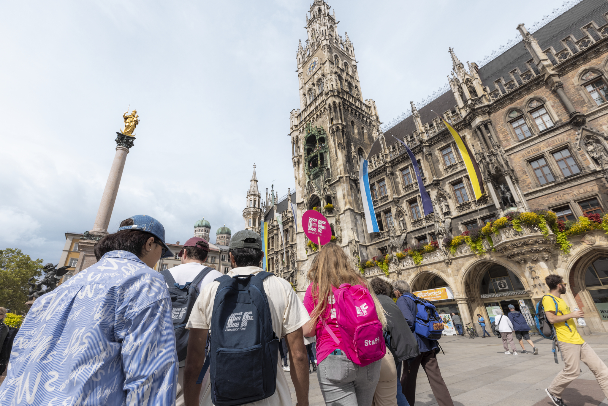 Jak Polacy radzą sobie z angielskim? Najnowszy raport EF pokazuje duże różnice między regionami i pokoleniami