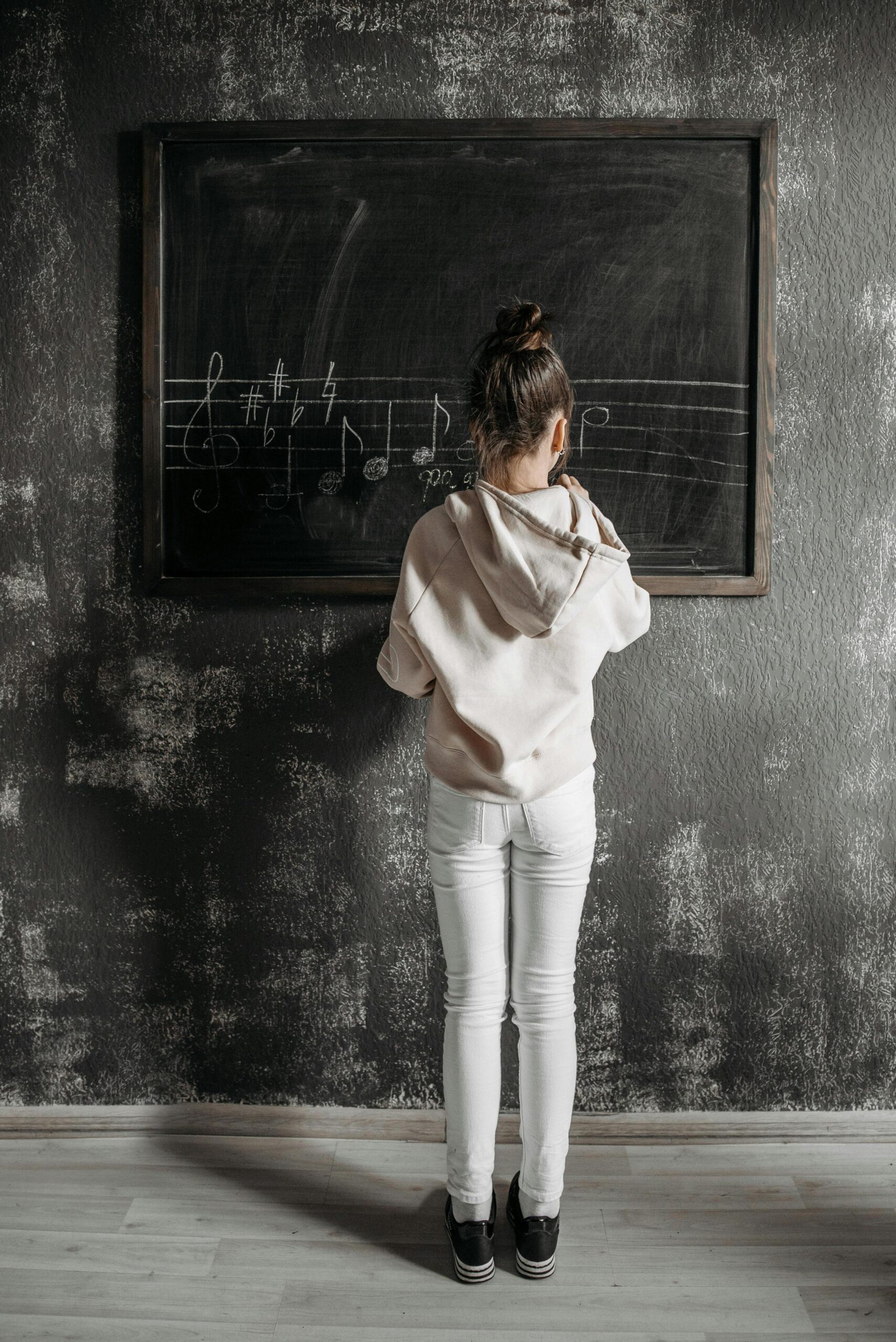 fundacja-rowna-pomoc-w-edukacji-mathwise-uruchamia-ogolnopolski-program-bezplatnego-dostepu-do-kursow-dla-uczniow-zagrozonych-wykluczeniem-edukacyjnym