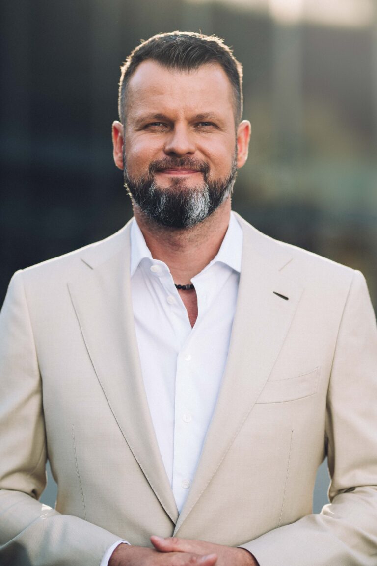 Jak kontakt z ludźmi wpływa na nasze samopoczucie? Warto mieć przyjaciół!